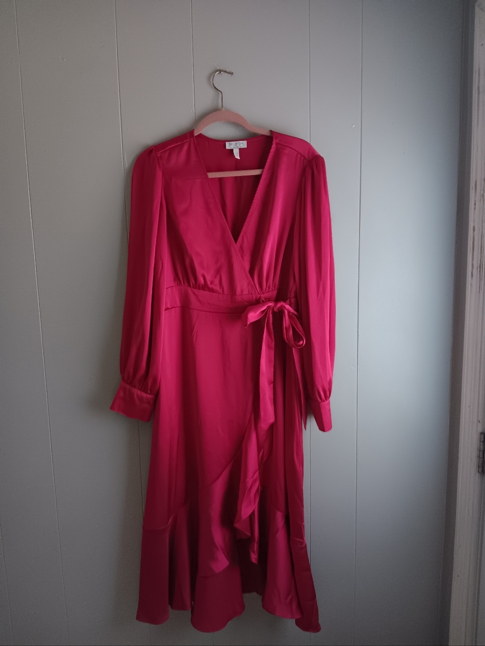 Sophia Vergara Bright Pink Wrap Midi Dress with Tie Waist Size M